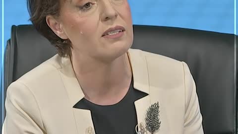 Ministrja e Jashtme e Kosoves, Donika Gervalla berfason me dekleratata per Sali Berishen