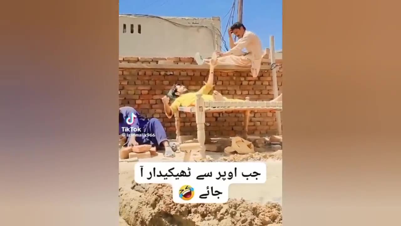 Funny Pakistani People's Moments 😂😜-