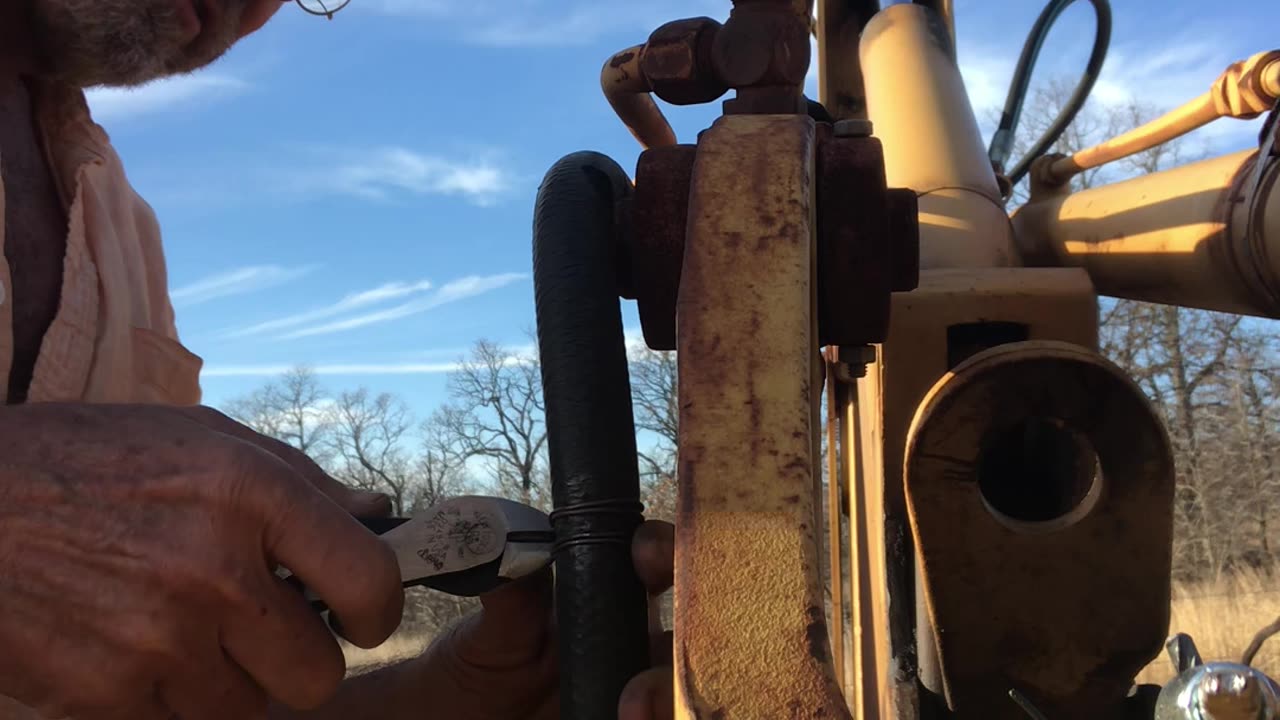 Homemade wire clamp tool