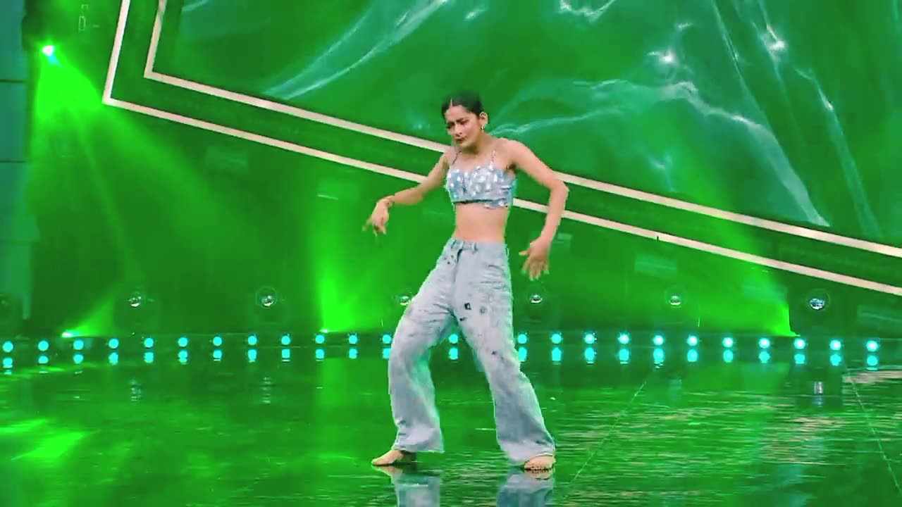 vartika jha dance hip hop india #Munirofficiall66