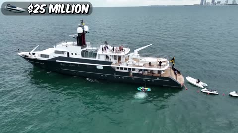 $1 vs $1,000,000,000 Yacht! From Mr Beast