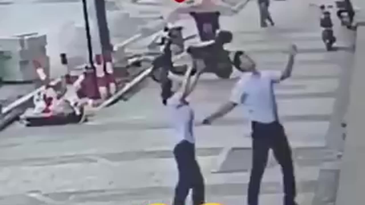 Baby help #viral #shorts #trending #rumbleshorts