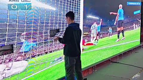 Use the indoor LED HD screen to watch Messi games!