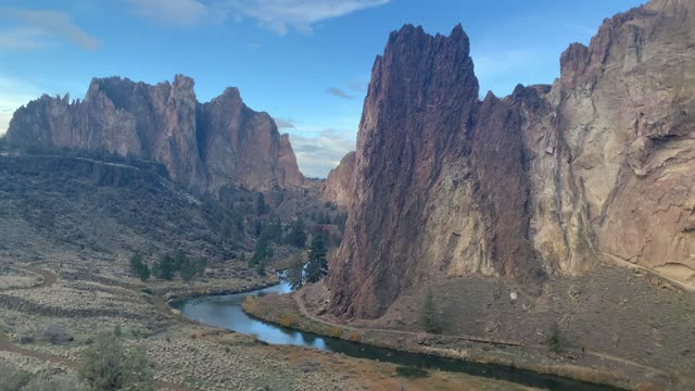 Central Oregon – Smith Rock State Park – Panoramic 360 of High Desert Canyon – 4K