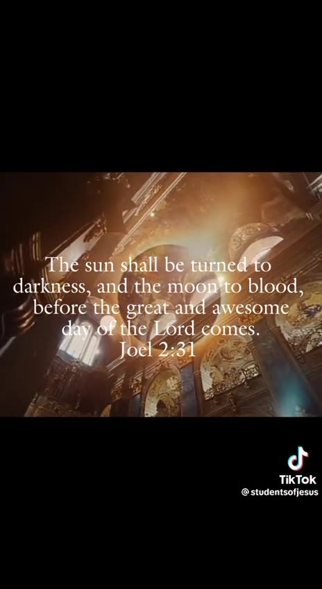 Mystery cloud throws Istanbul into darkness.