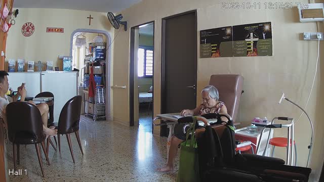 hallfront day n night 20221011