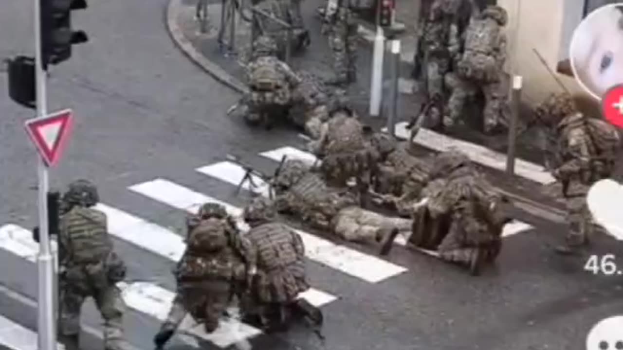 British and French Troops Run Drills in French City as Part of ORION23 Exercises