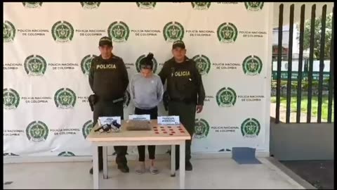 Mientras era capturaba mujer embarazada se burlaba de las autoridades