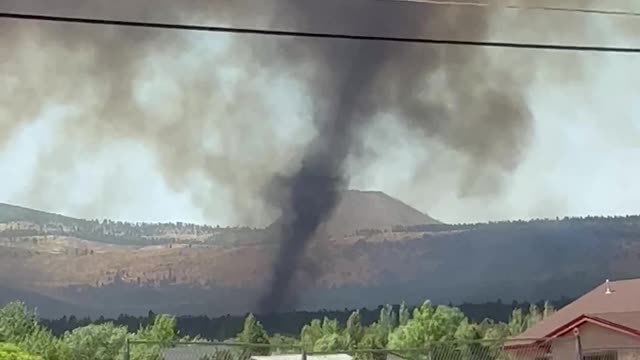 Pipeline Fire Near Flagstaff, Arizona