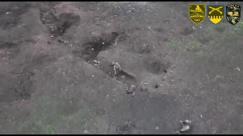 Incredible Footage of Russian Soldier Surrendering to a Drone.