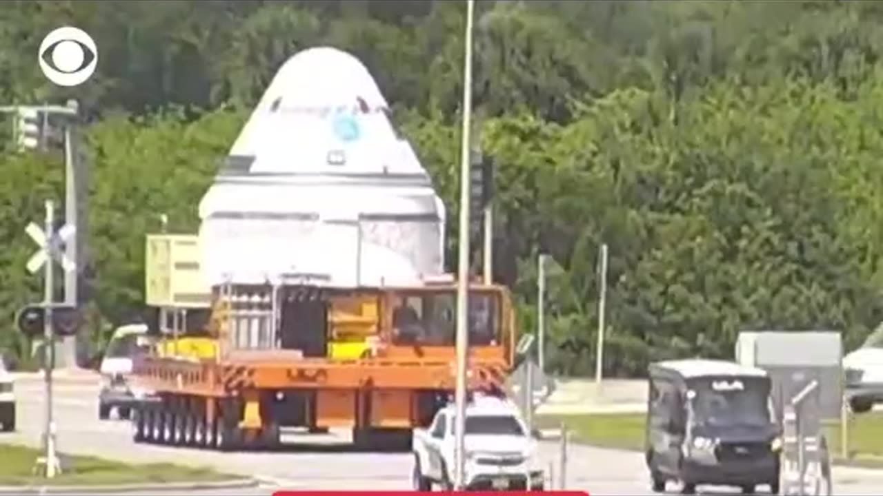 Window falls off of Boeing Capsule on the way to the launch pad.