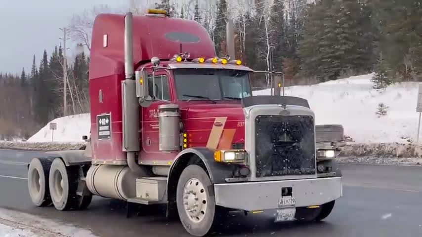 truck convoy in canada heading to ottawa