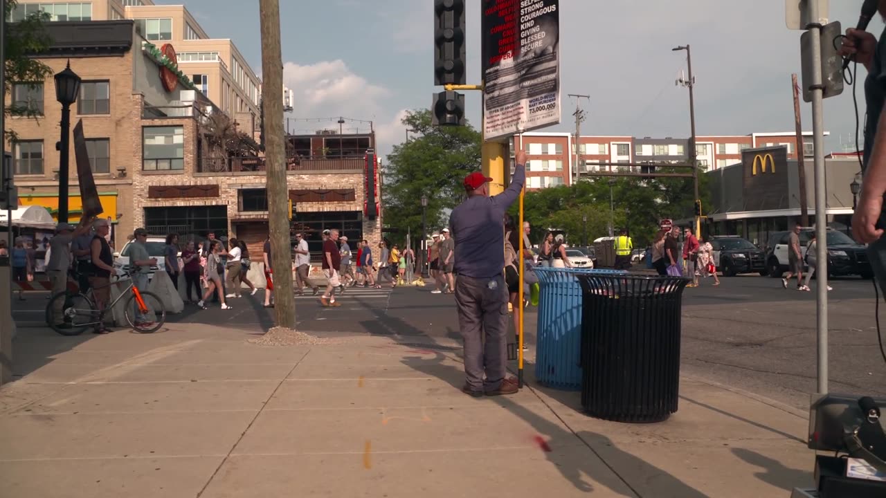 Live Preaching at the Minneapolis Art Event