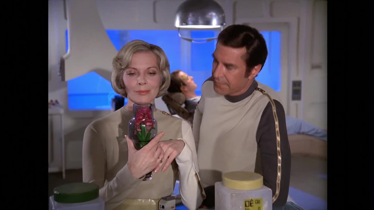 Space 1999 S01 E08 Dragon's Domain