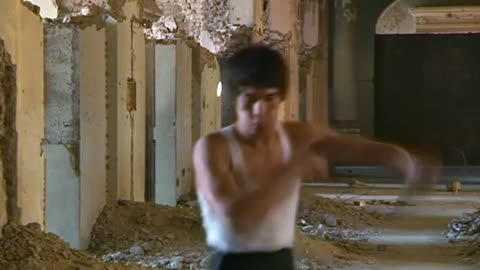 Afghanistan's Bruce Lee "reincarnation" becomes Internet sensation