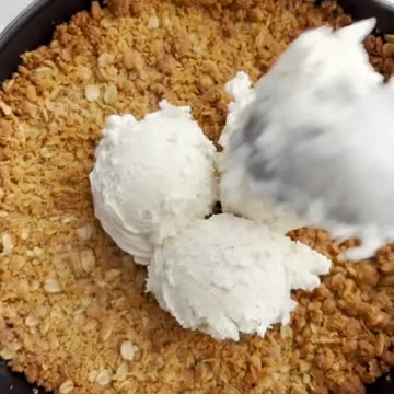 Oat Crumble Skillet