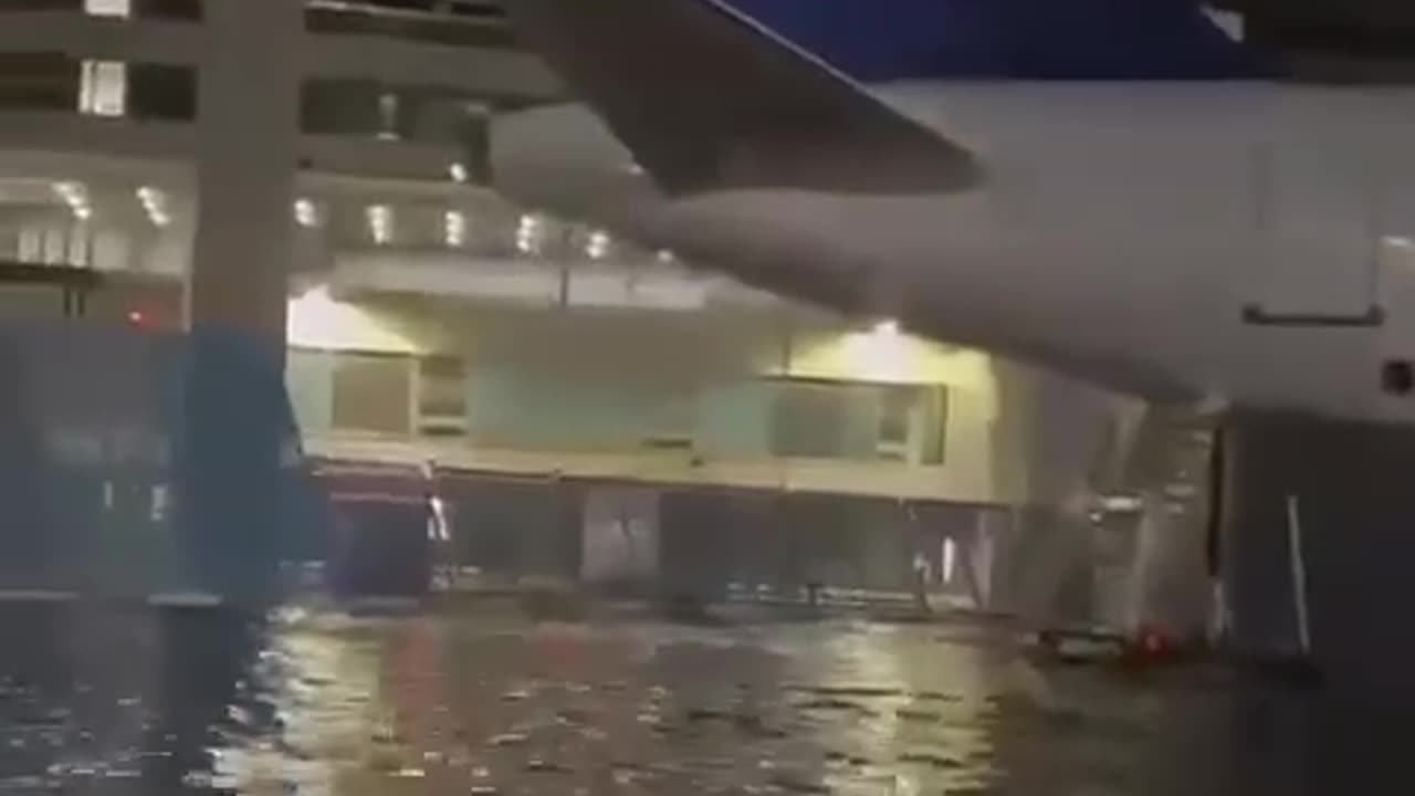 GERMANY 🇩🇪 The Frankfurt airport has been badly flooded.