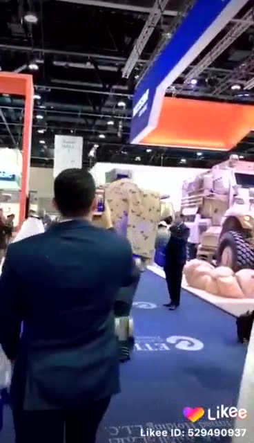 Nový robotický bodygard korunního prince ze Spojených arabských emirátů