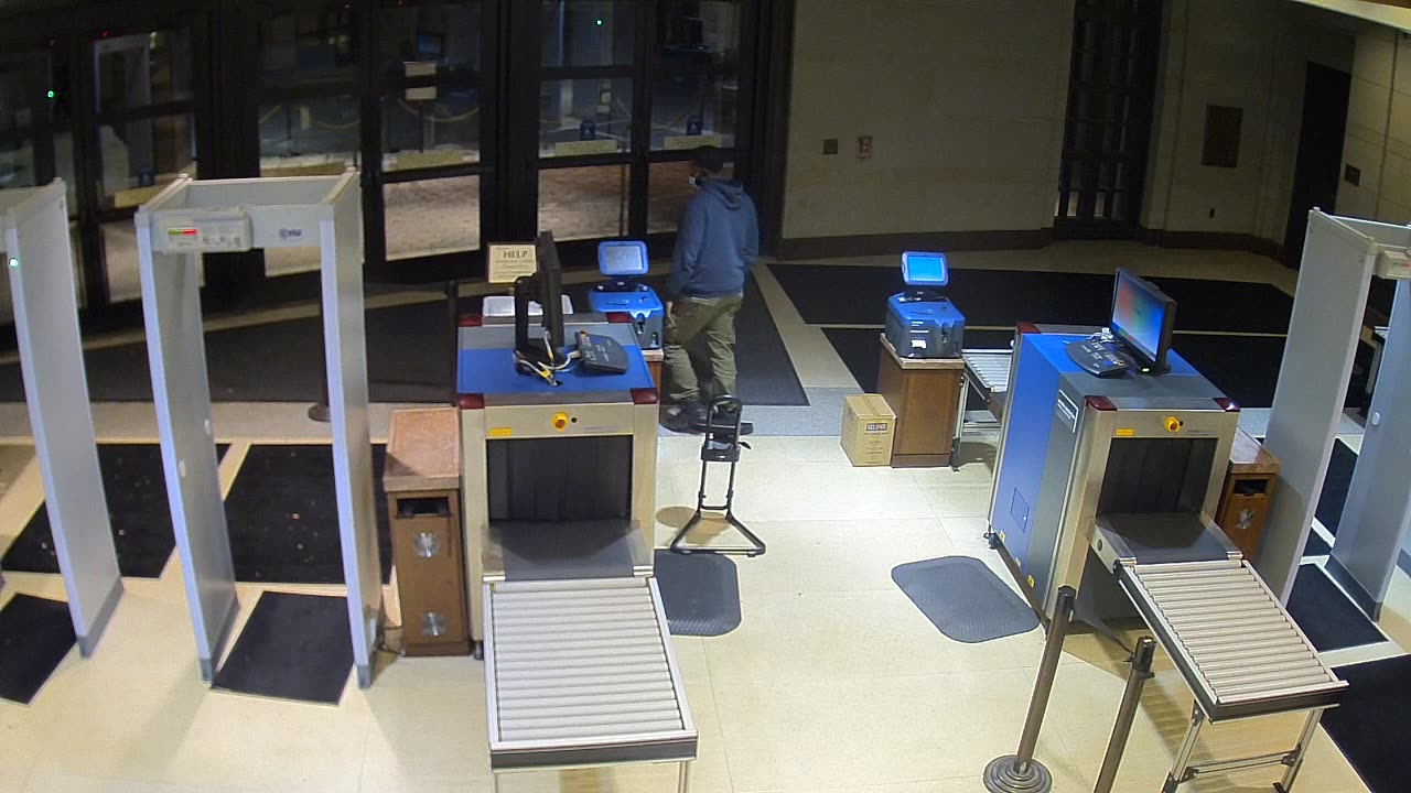 7135CVCULNScreeningLane2_2021-01-05_21h08min27s000ms.mp4