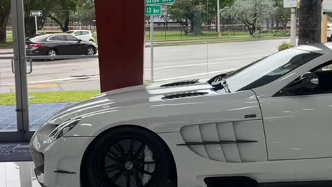 Mercedes Mclaren SLR