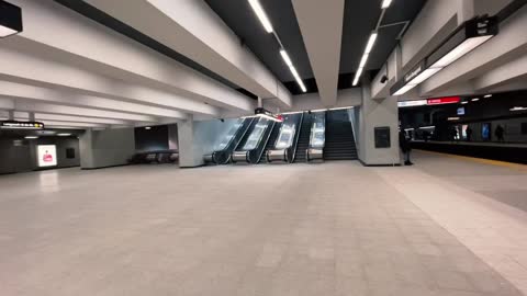 Beri UQAM Metro