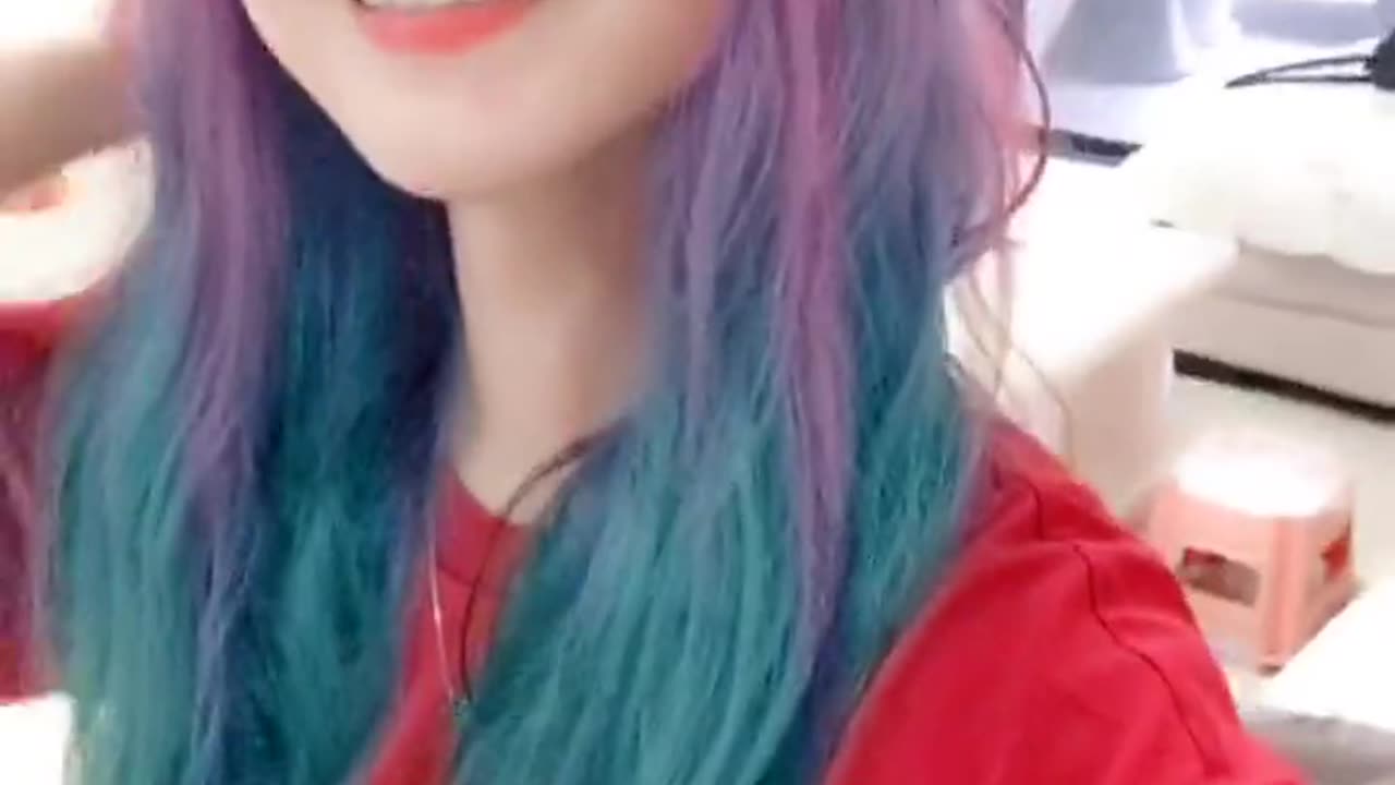 美女热舞