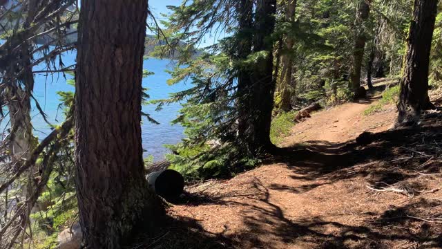 Central Oregon – Paulina Lake “Grand Loop” – Perspective from the Trail