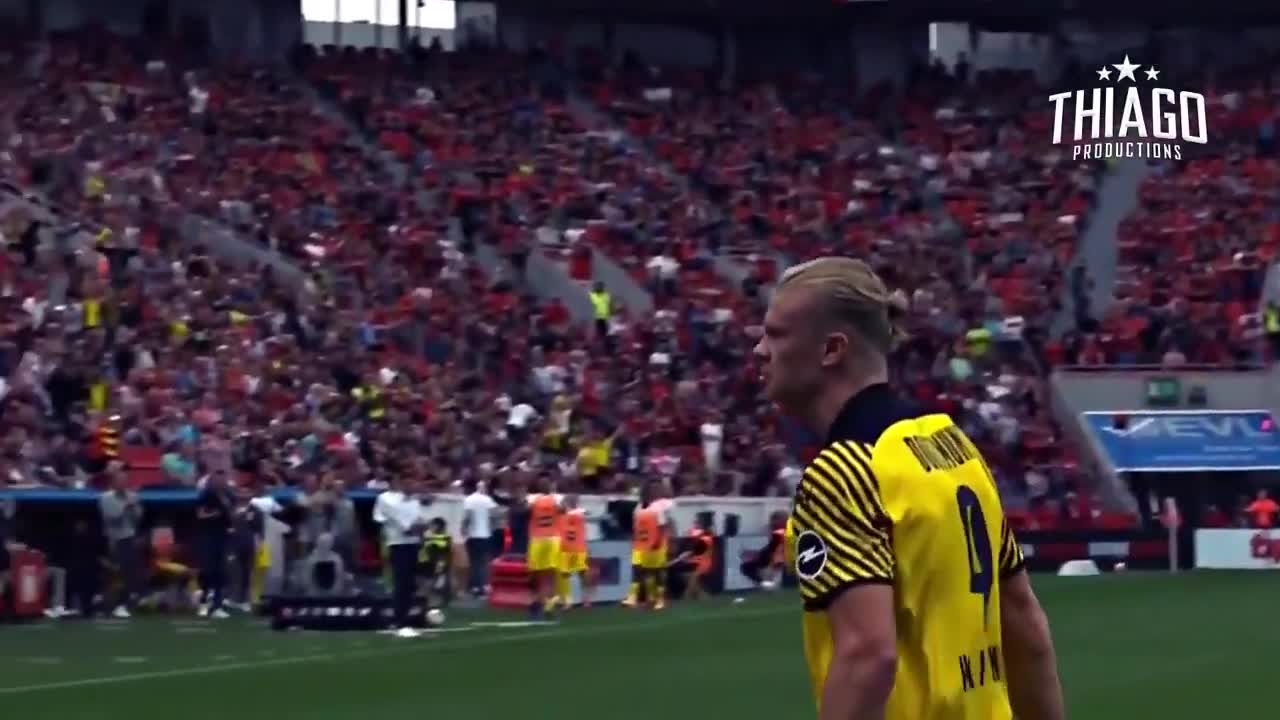 of Messi helping him get up in his room shows how much he