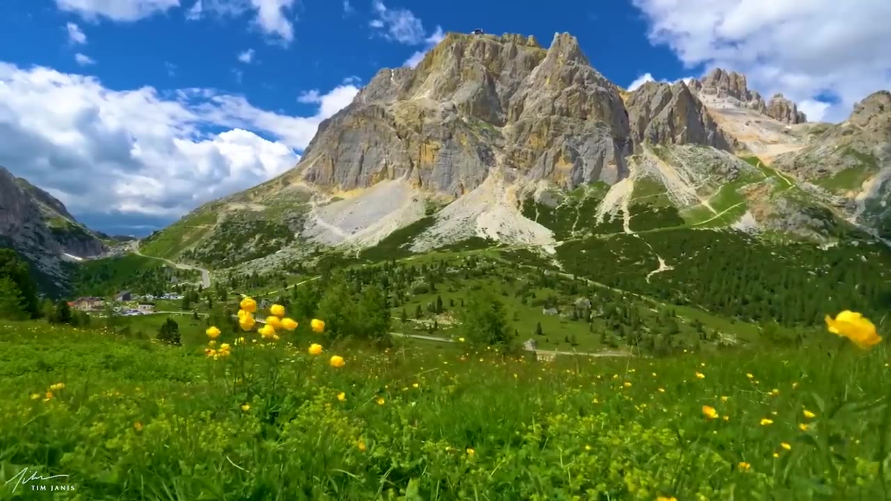 4K flying over the alps nature