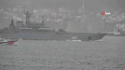 Russian Navy’s Amphibious Assault Ships Transiting Black Sea Straits for Massive Drills