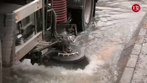 Flash floods hit Turkish capital after heavy downpour