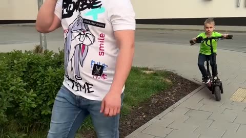 Funny Kid and Angry Dad @damus @tiktok @comedy @family_Full-HD