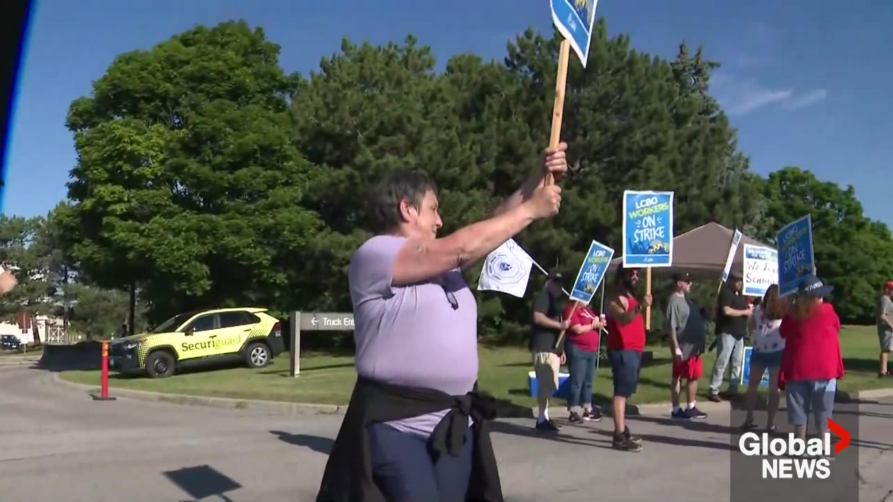 LCBO stores closed as Ontario-wide strike begins