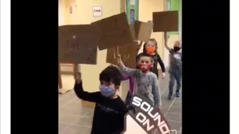 🚨Kindergarteners Chant BLM🚨