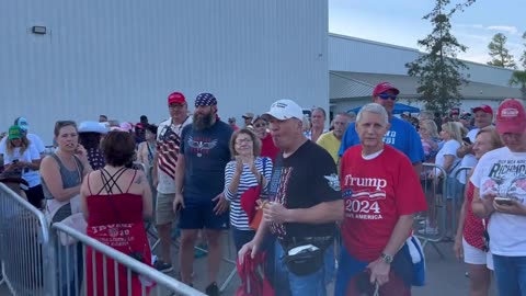 Trump Rally Line this Morning - TRUMP FORCE ONE HAS ARRIVED!