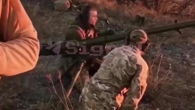 💢In the video, military personnel of the Armed Forces of Ukraine use the Soviet SPG-9 "Spear"