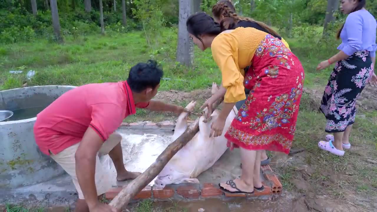 Wow cook pork recipe in my big family - Amazing video