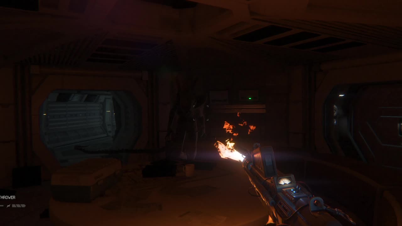 Fire is the best against Alien Xenomorph #alienisolation