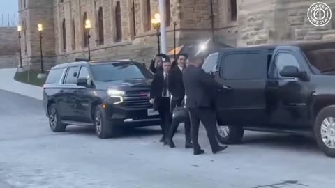 Trudeau gets HECKLED as he tries to sneak out of Parliament