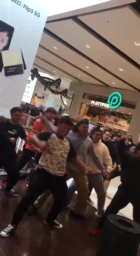 The Revolution NOW: New Zealand protesters do the Haka