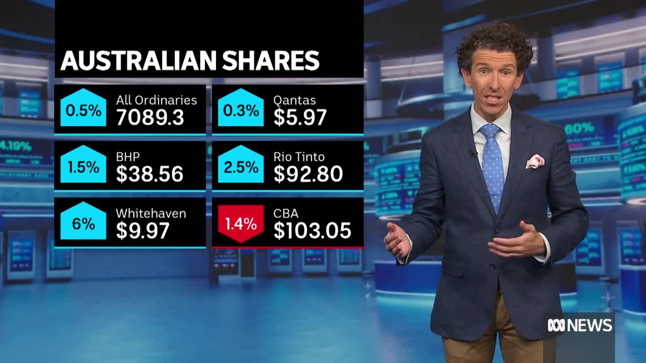 Alan Joyce receives $4m bonus despite Qantas woes | Finance Report