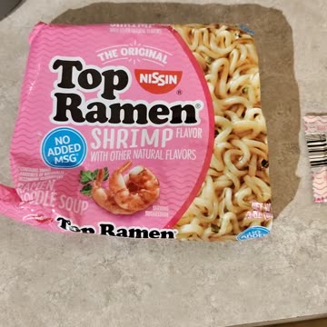 Eating Nissin Top Ramen Shrimp Flavor, Dbn, MI, 8/18/23