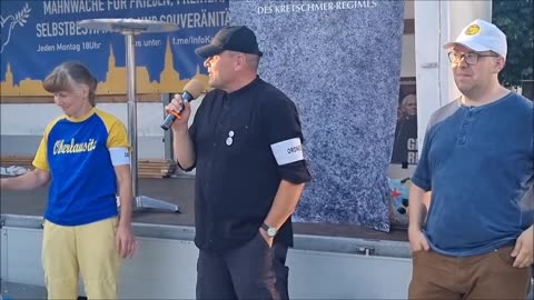 Danksagung VEIT, Ende HELMAR - BAUTZEN, Kornmarkt, 10 07 2023, 127. MAHNWACHE 🕊 - Bürgermikrofon