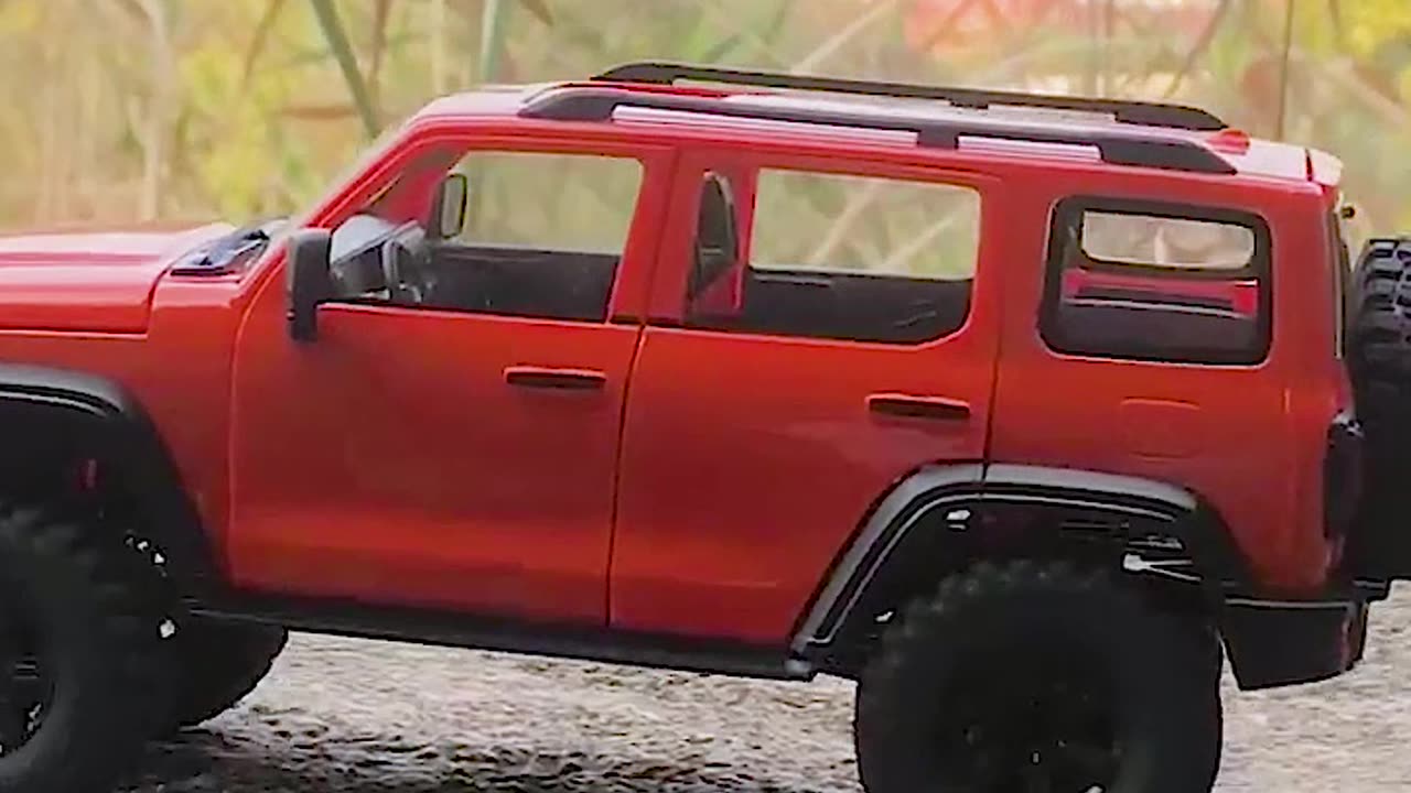 RC climbing bikes can also be played on the table