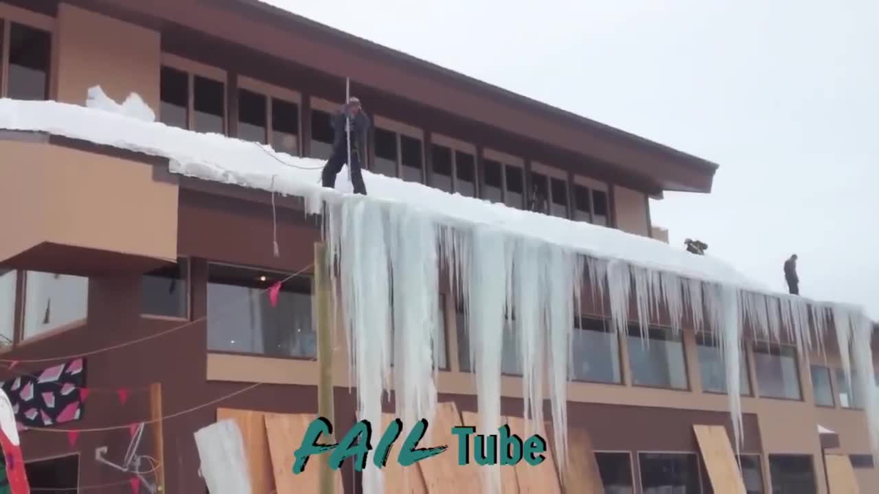 Awesome Roof Snow Removal Tools ! Amazing Snow Sliding Off The Roof