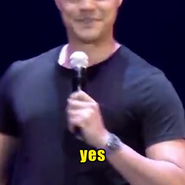 👑 Meghan Markle isn't the typical royal...