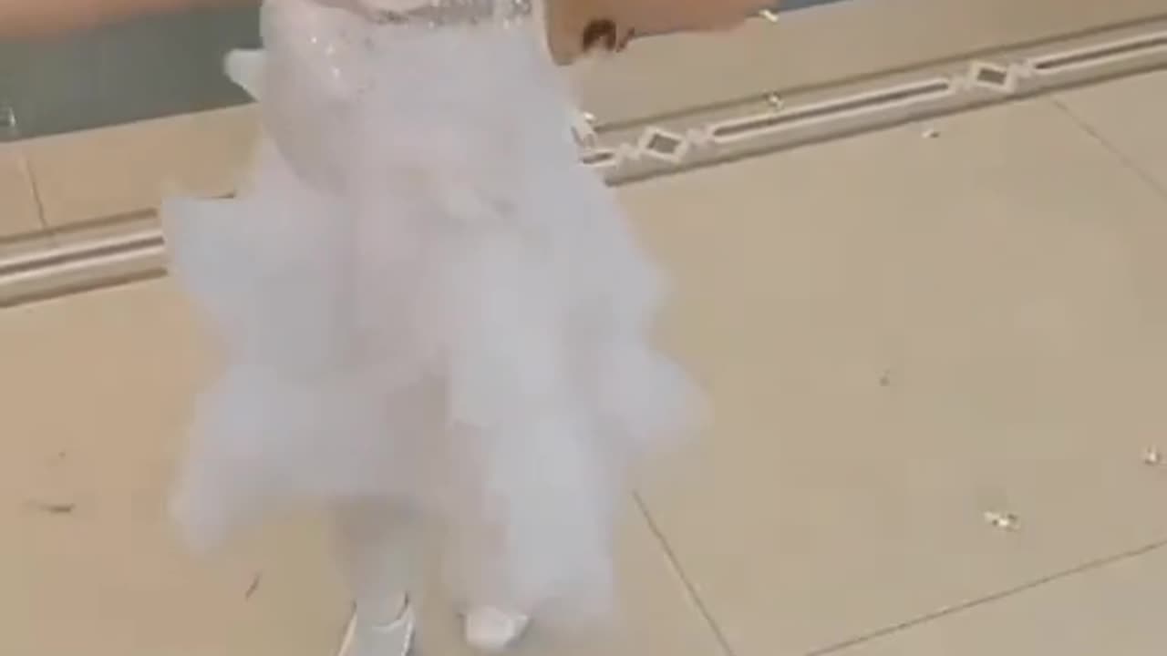 little girl dance