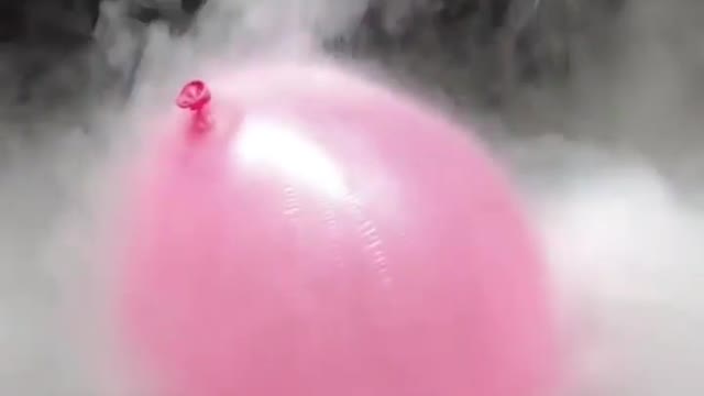 Liquid Nitrogen on a balloon