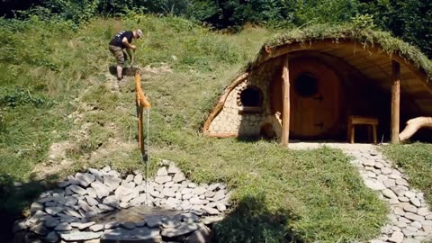 Tiny House, Hobbit Home