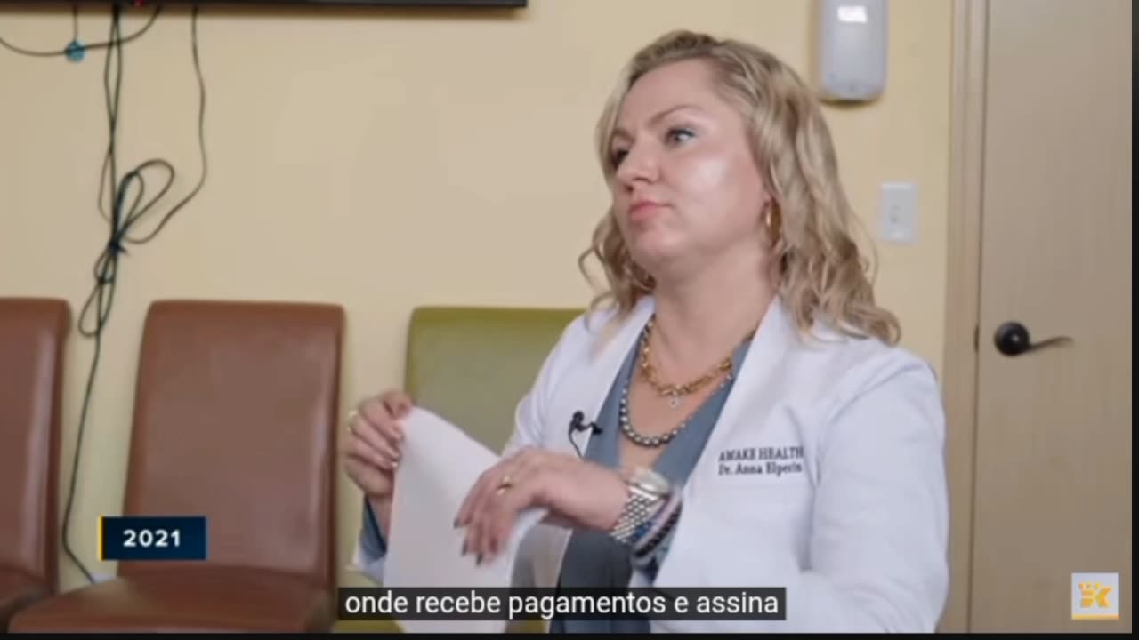 Médico de Washington pego vendendo isenções de vacina COVID manterá sua licença, o conselho estadual decide.